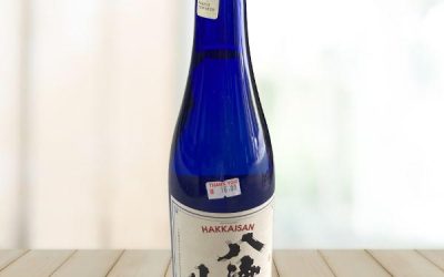 Hakkaisan Tokunbetsu Junmai Sake 720ml